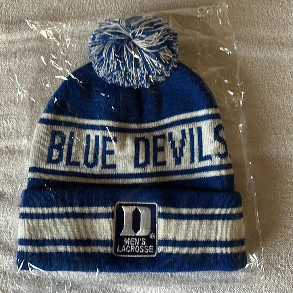 NWT- UNOPENED, SEALED BAG- NCAA DUKE Men’s LACROSSE hat/beanie w POM POM. 🥍 - Picture 2 of 3